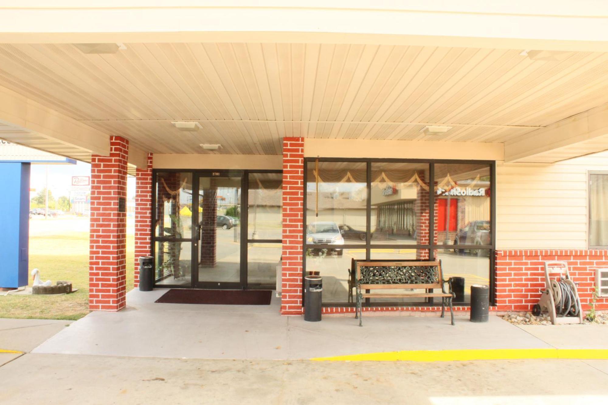 Holiday Lodge Pittsburg Exterior foto